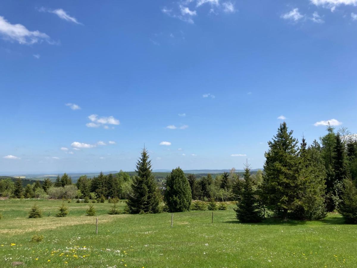 Holiday home Erzgebirgshaus Zirbenliebe *